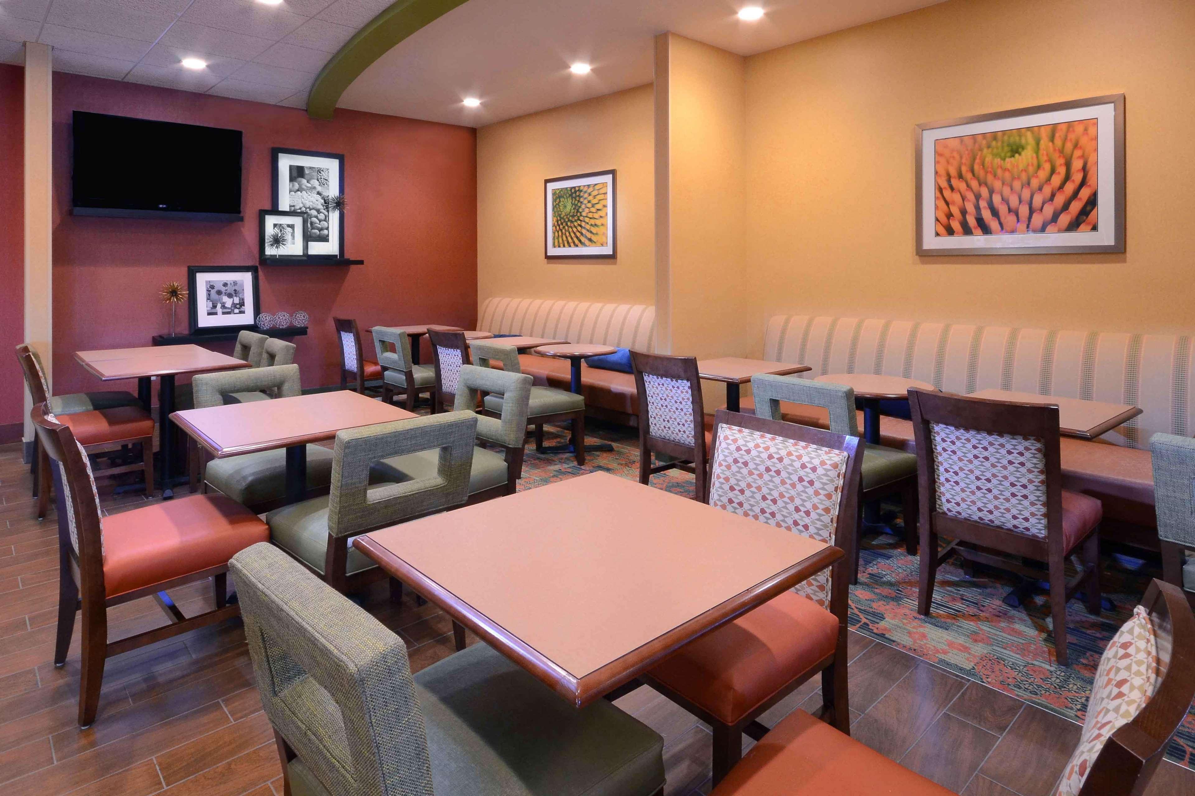 Hampton Inn Fayetteville Fort Bragg Eksteriør billede