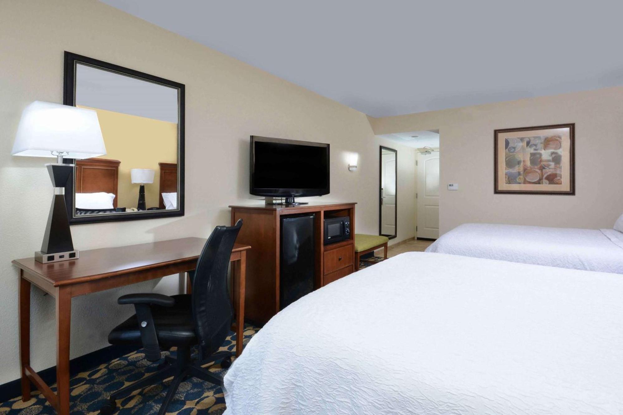 Hampton Inn Fayetteville Fort Bragg Eksteriør billede