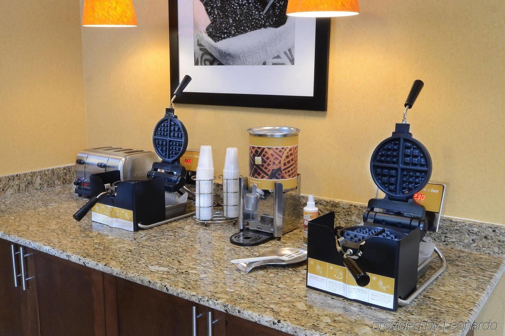 Hampton Inn Fayetteville Fort Bragg Eksteriør billede